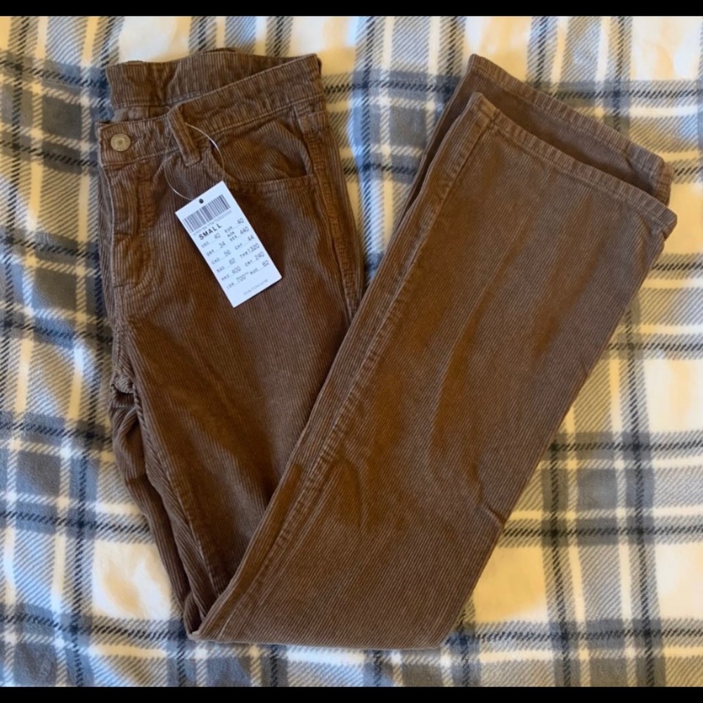 Brandy Melville Darlene brown corduroy flare pants